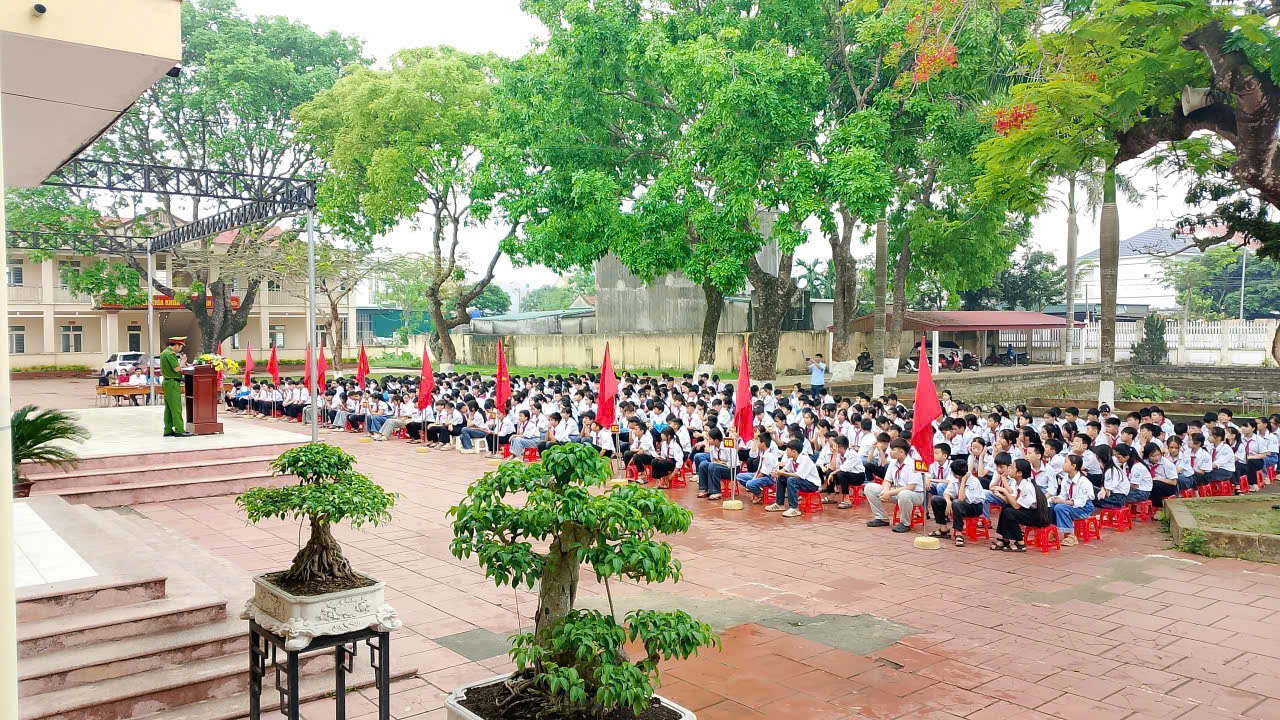Anh-tin-bai